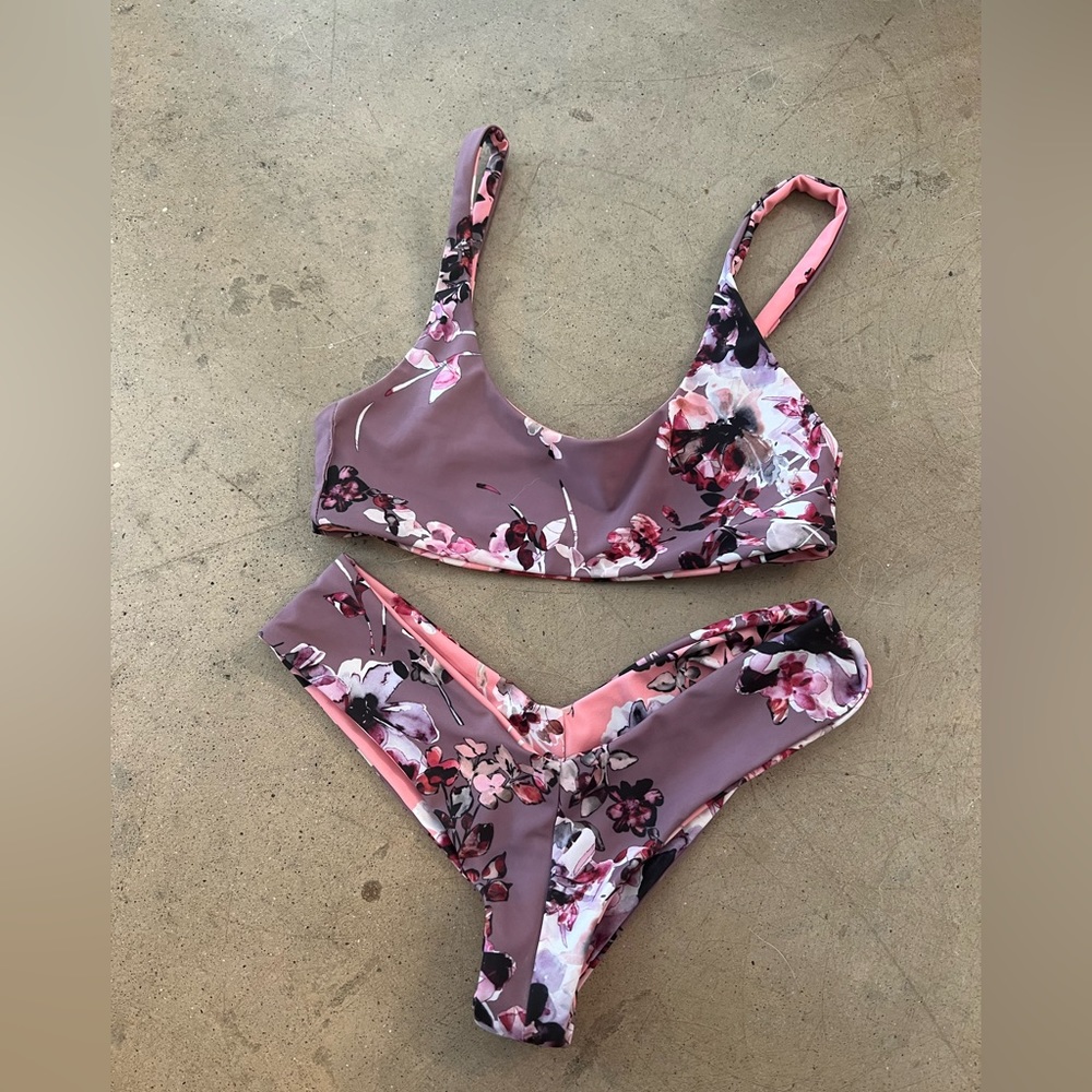 Skatie swim reversible floral print